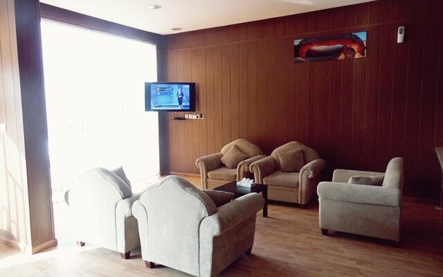Madaen 2 Hotel