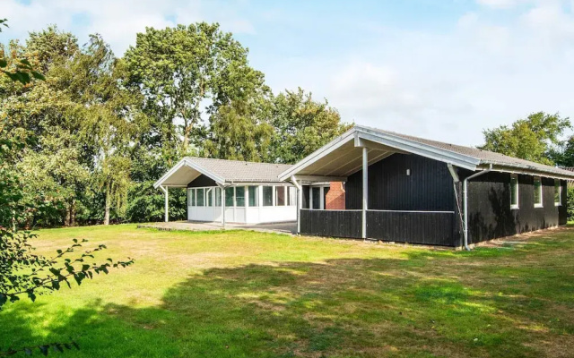 4 Star Holiday Home in Borkop