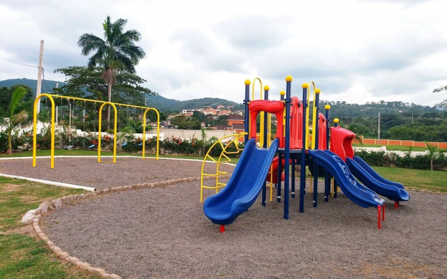 Serenity Retreat Villa Drax Hall