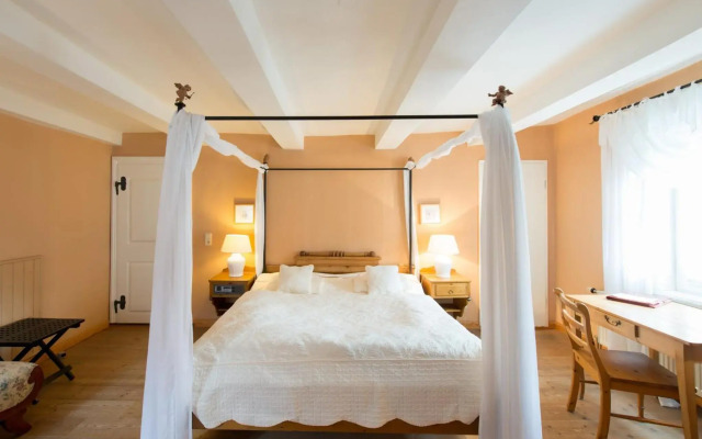 Hotel Theophano