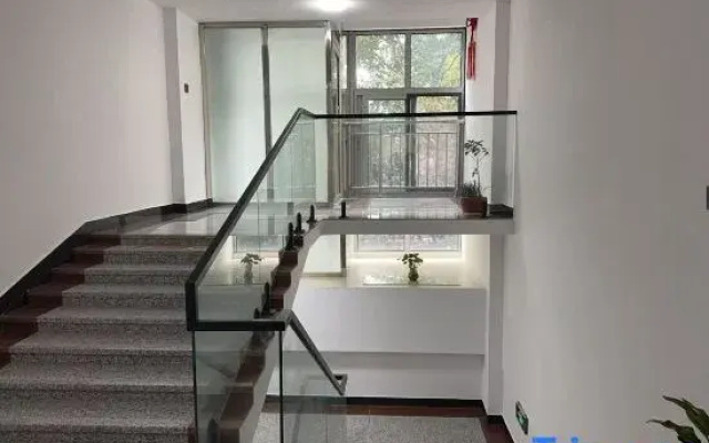 Lingshang Xingyu Hotel