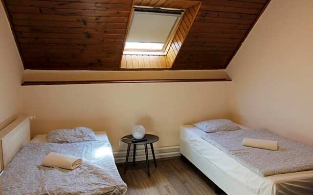 Natura Panzio & Apartmanhaz