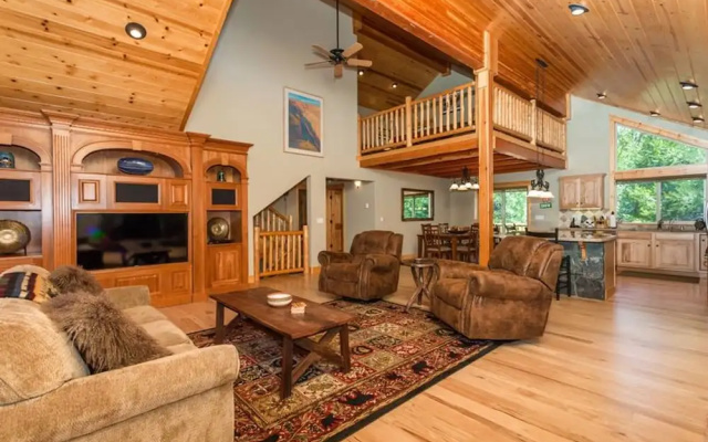 St. Moritz - 4 Br Home