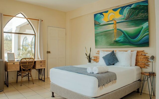 Zulu Surf Hotel