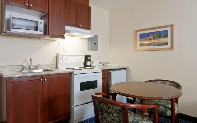 Travelodge by Wyndham Trenton