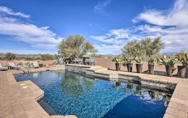 Mtn-view Gem w/ Pool, BBQ & Fire Pit in Scottsdale