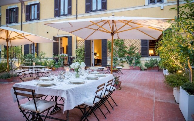 Pantheon Luxury Palace With Terrace