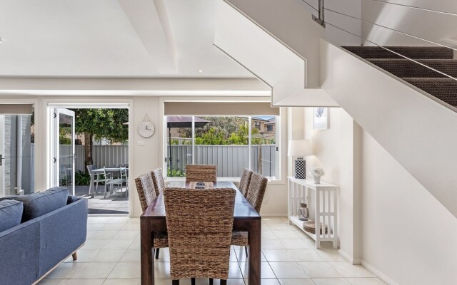 Sandcastles Unit 7 - Fingal Bay