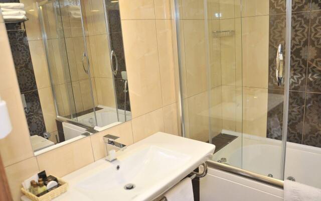 Esila Hotel