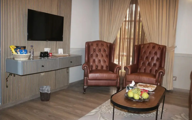 Three Trees Hotel