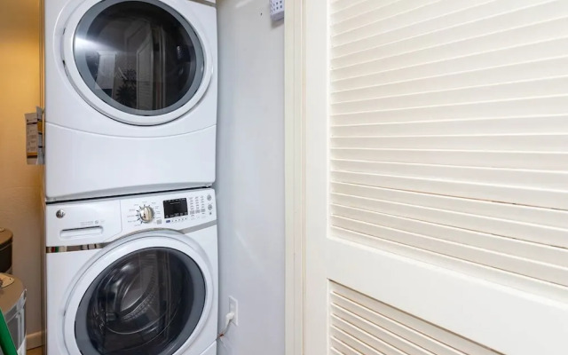 Phoenix X 609 3 Bedroom Condo