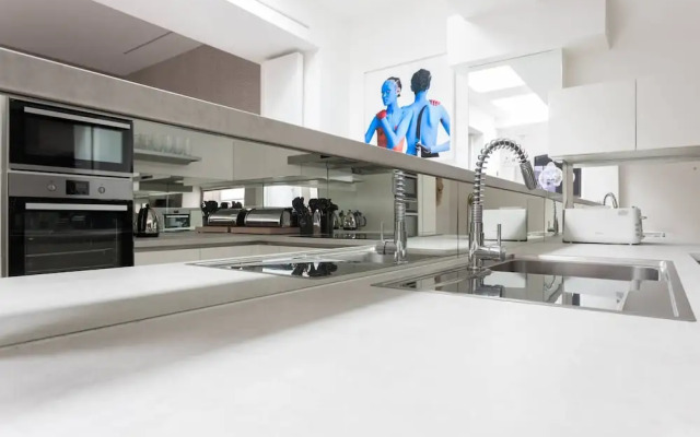 Winchester Street III by Onefinestay