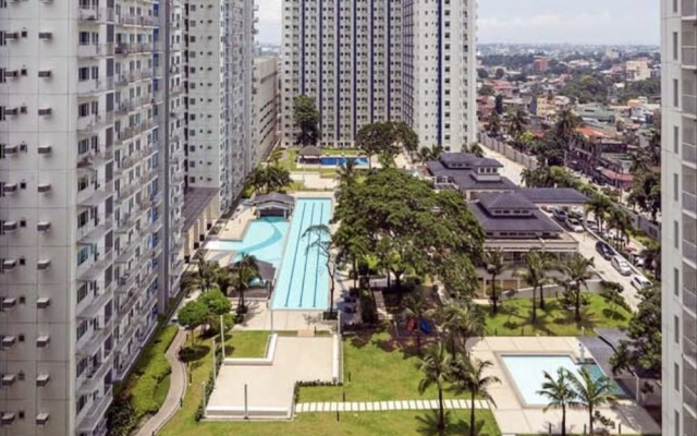 Grass Residences By 168