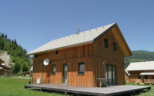 Wooden Chalet in Styria by the Lake