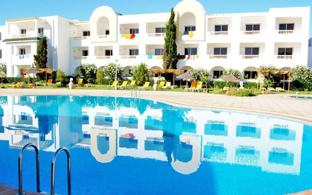 Zodiac Hotel