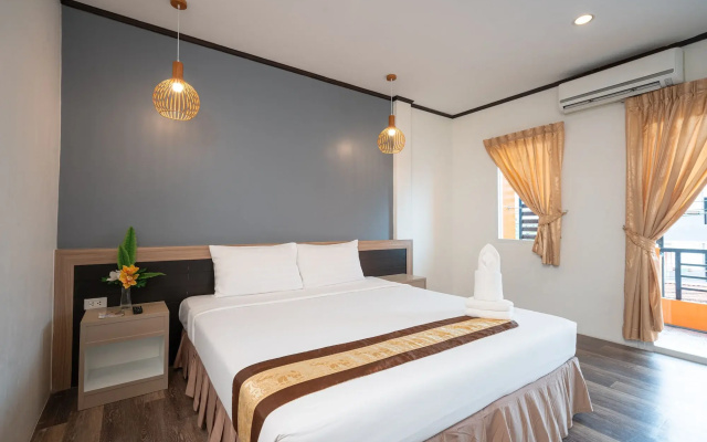 SB Living Place Hotel Phuket Town