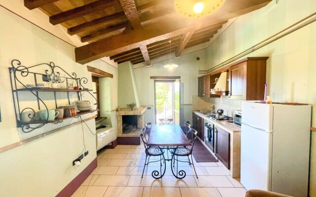 "apt 2 in Spoleto - Stunning Grounds. Panoramic Views all Around You! Sleeps 4"