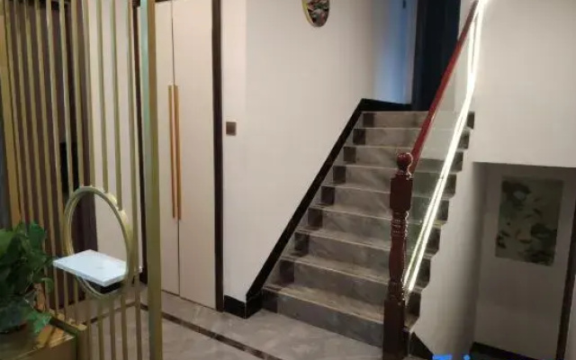 Yikang Homestay (Guoyue Jiuquwan)