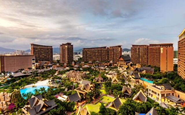 Mangrove Tree Resort World Sanya Bay - King and Queen Palm Towers