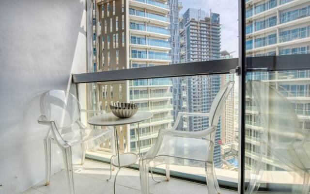 R&H Cayan Tower