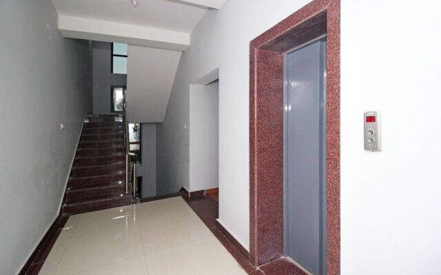OYO Flagship 8414 Hotel Blue Moon