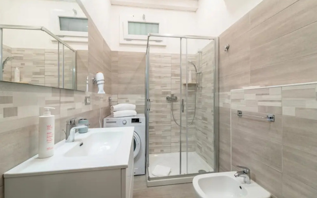 Modern Apartment in Via Carloni by Wonderful Italy