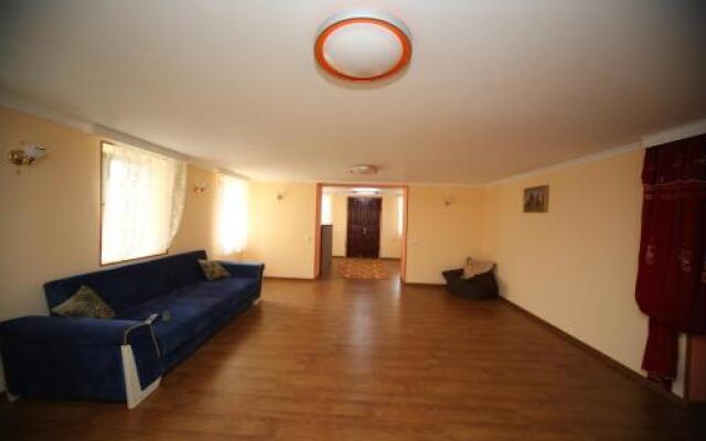 Hostel "Georgianize Yourself"