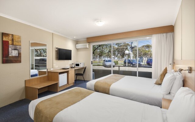 Ciloms Airport Lodge