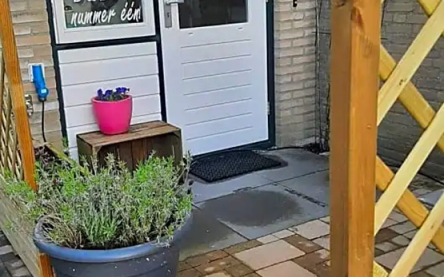 Gastenverblijf Nummer 1 Sommelsdijk