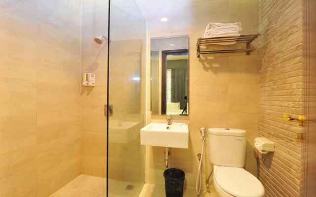 Studio Inn & Suites