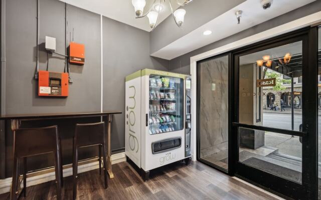 Kasa The Oxford Seattle