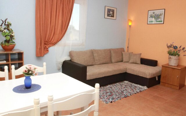 Apartment With one Bedroom in Okrug Gornji, With Wonderful sea View, E