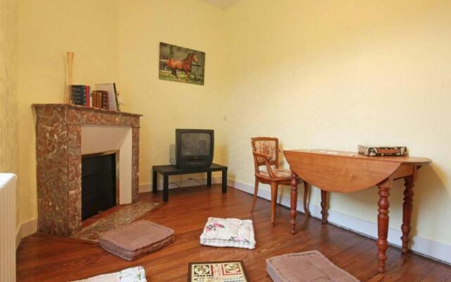 Gîte Neuvy-au-Houlme, 5 pièces, 9 personnes - FR-1-497-11