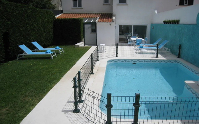 Petunia - Guest House