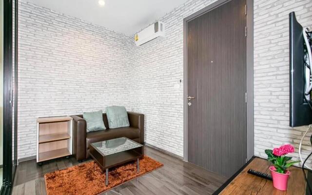 The Base Park East - Bangkok Sukhumvit 77