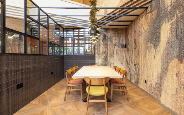 Holiday Inn Madrid-piramides