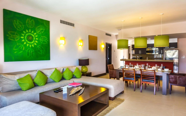 Aldea Thai by Bric