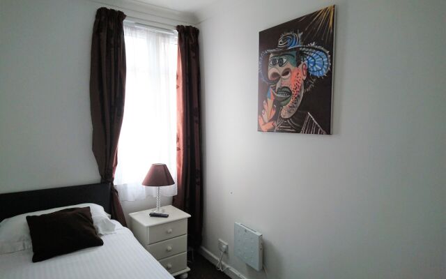 Sarum Hotel