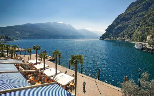 Residenza Rocca del Lago 3