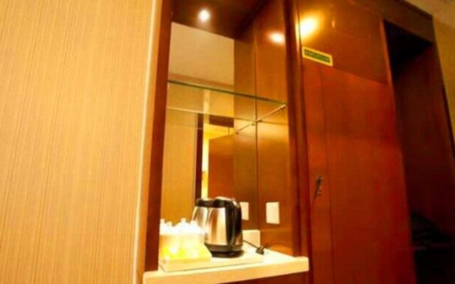 Vienna Hotel Guangdong Huizhou Maidi South Road