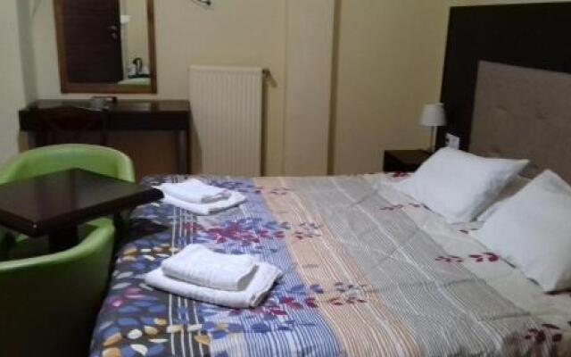 Parthenon Hotel