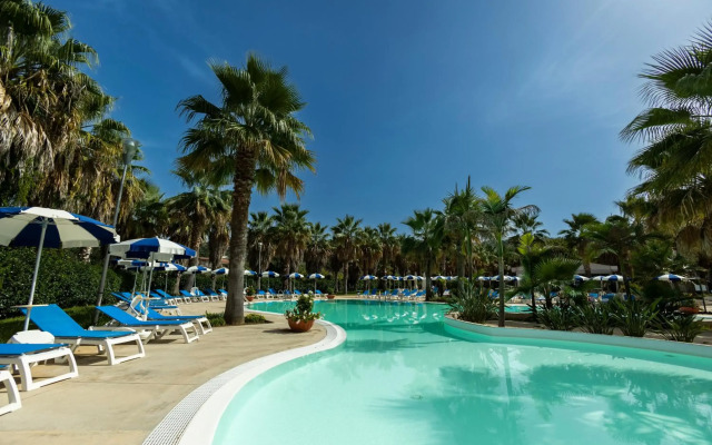 Prince Franklyn Hotel