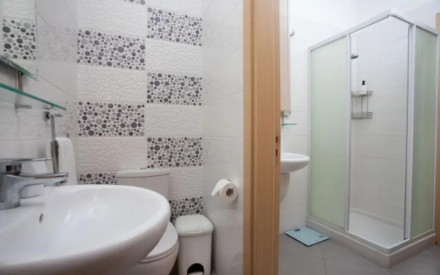 Bay View Gardens Apt 1