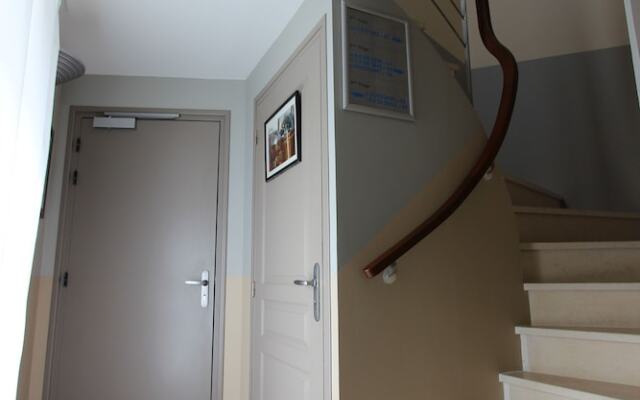 Residence Hoteliere Sarah Bernard