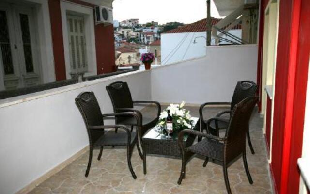Acrothea Hotel