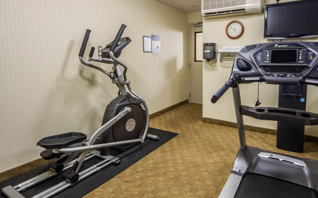 Ramada by Wyndham Oakland Downtown City Center