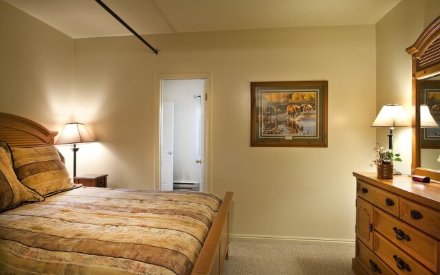 Snow Blaze Condos by Wyndham VR