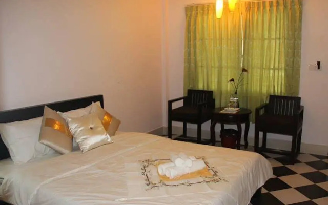 Moon Morokoth Hotel