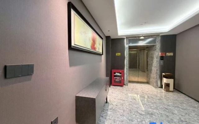 Yangguang Huacheng Hotel