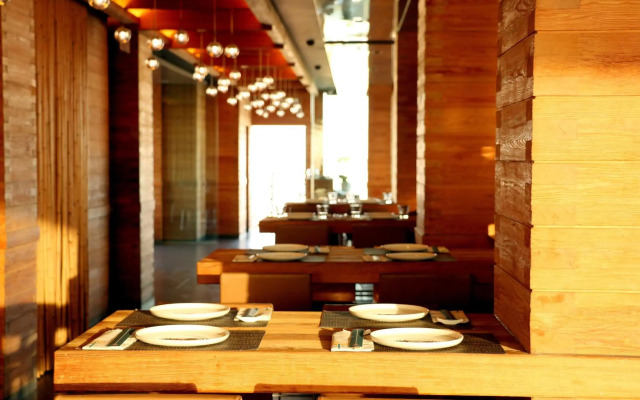 ALQasr Metropole Hotel